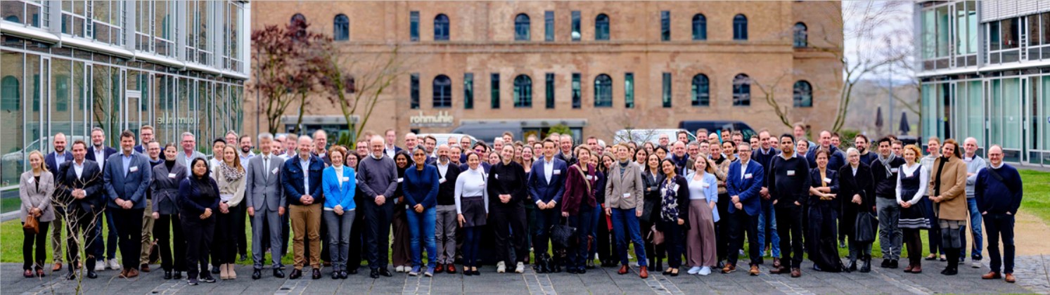 Symposium 1500x400px