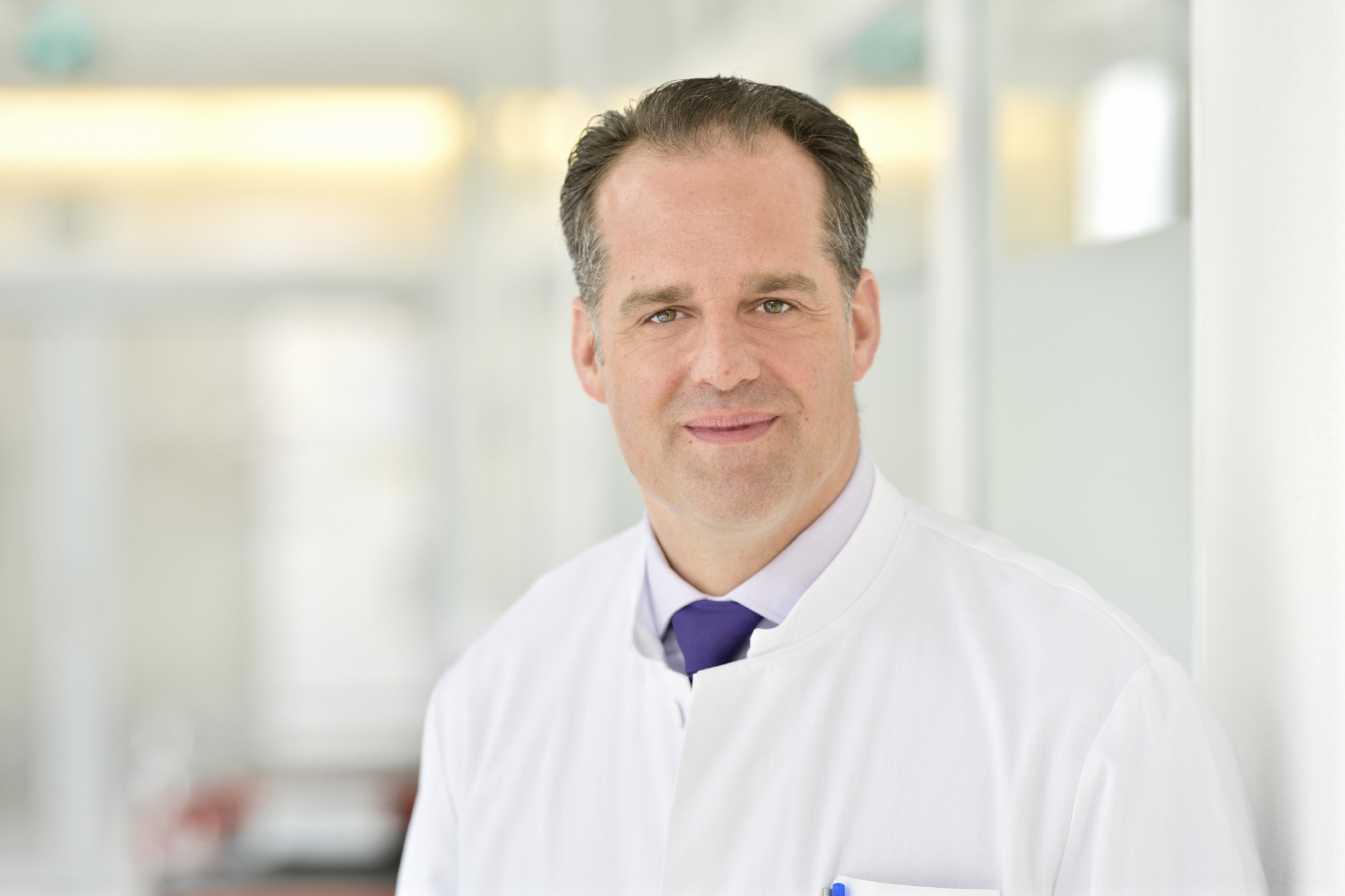 Dr. Philipp Lingohr